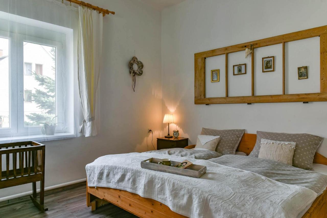 Halhaza Erdeszlak Apartman Sirok Ngoại thất bức ảnh